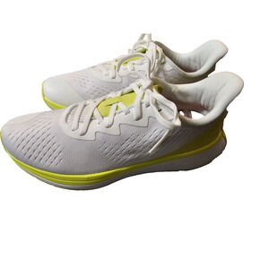 NEW Lane-Eight The Relay Trainer Running Shoes Knit Key Lime Womens 8